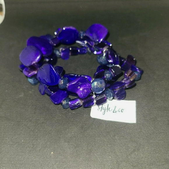 Blue Shell 3 Row Stretch Style - Picture 3 of 4